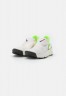 Nike Sportswear GO FLYEASE Sneaker low phantom/black/ghost green/barely green/barely rose/football grey GO FLYEASE Низкие кроссовки женские призрачный/черный/призрачно-зеленый/зеленовато-зеленый/бледно-розовый/футбольно-серый