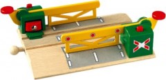 BRIO Magnetische Kreuzung mit Schranken Магнитный переход со шлагбаумами
