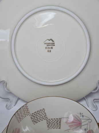 Mitterteich Bavaria Фарфоровое чайное трио с цветочным и геометрическим узором, Германия, 1960-70гг.