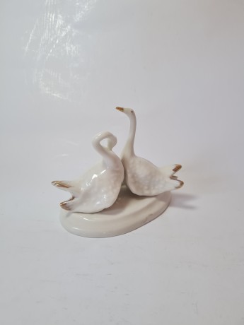 Capodimonte Фарфоровая фигурка "Пара лебедей", 11смx15см, Италия, 1960-1970гг.