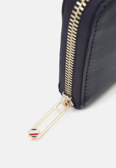 Tommy Hilfiger ICONIC LARGE Wallet space blue ICONIC LARGE Бумажник космический синий