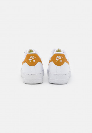 Nike Sportswear AIR FORCE 1 Sneaker low white/gold AIR FORCE 1 Низкие кроссовки женские белое золото