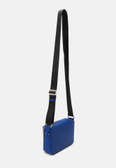 Tommy Hilfiger TH BUSINESS LEATHER CAMERA BAG Across body bag ultra blue TH BUSINESS LEATHER CAMERA BAG Сумка через плечо ультра синий