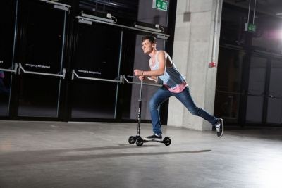 micro Kickboard compact mit austauschbarem Lenker Kickboard compact со сменными рулями