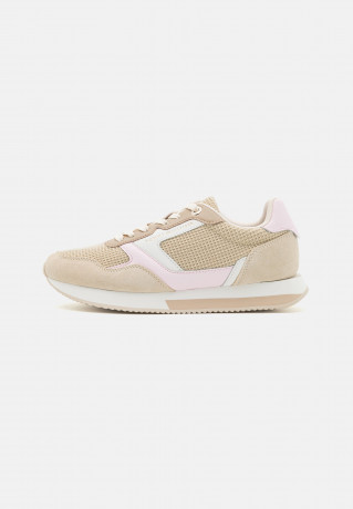 Tommy Hilfiger ESSENTIAL  Trainers light sandalwood ESSENTIAL Кроссовки светлое сандаловое дерево
