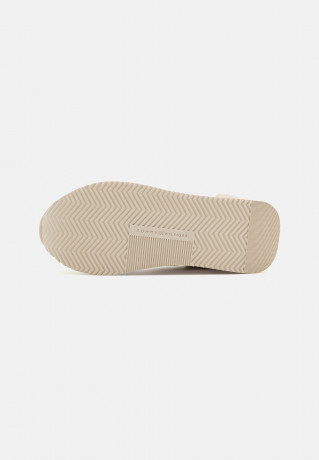 Tommy Hilfiger ESSENTIAL  Trainers light sandalwood ESSENTIAL Кроссовки светлое сандаловое дерево