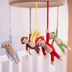 SindiBaba® Baby-Mobile gehakelt mit Rasseln Детский мобиль связанный крючком с погремушками