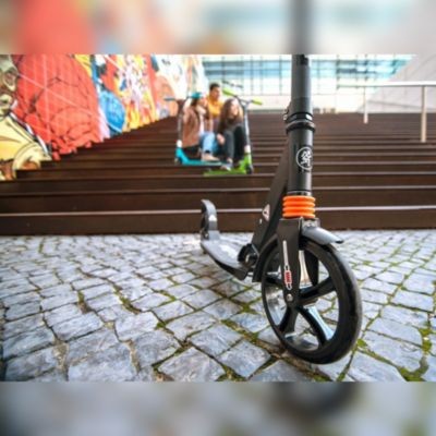 HyperMotion Tretroller fur Erwachsene und Jugendliche Klappbar und Hohenverstellbar Самокаты для взрослых и подростков Складные и регулируемые по высоте