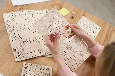 UGEARS Modellbausatz MECHANISCHES AQUARIUM Комплект моделей МЕХАНИЧЕСКИЙ АКВАРИУМ