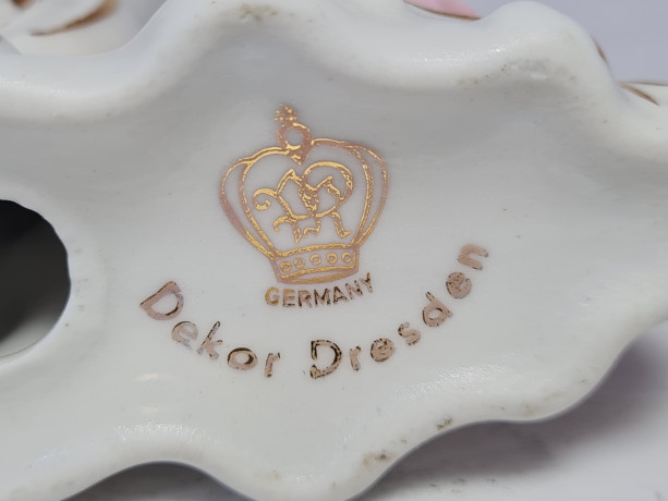 Подсвечник винтажный Dekor Dresden, белый фарфор с декором "Розовая роза" и позолотой, 8 x 7,5 см, Германия, 1960-70гг.