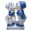 Delft Делфтский фарфор Коллекционная статуэтка &quot;Целующиеся мальчик и девочка&quot;, 10см х 6см х 4см
