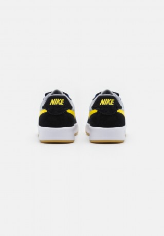 Nike SB ADVERSARY UNISEX Sneaker low black/yellow strike/wolf grey/white/light brown/hyper royal ADVERSARY UNISEX Низкие кроссовки женские черный/желтый забастовка/серый волк/белый/светло-коричневый/гипер королевский