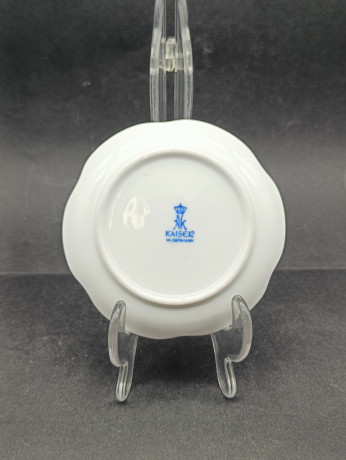 Тарелка декоративная винтажная AK Kaiser "Фрайбург", сувенирная, фарфор, 11 см, Германия, 1970-80гг.