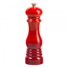 Le Creuset Le Creuset  'Muhlen' Pfeffermuhle Kirschrot h: 21 cm Мельница для перца Le Creuset &quot;M?hlen&quot; вишнево-красная, высота: 21 см