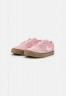 Nike SB CHRON 2 UNISEX Sneaker low pink glaze/sail/pink glaze/light brown/black CHRON 2 UNISEX Низкие кроссовки женские розовая глазурь/парус/розовая глазурь/светло-коричневый/черный