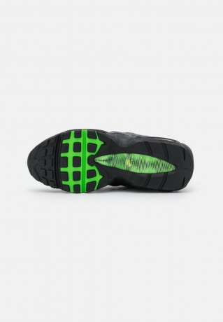 Nike Sportswear AIR MAX 95 Sneaker low light charcoal/university red/black AIR MAX 95 низкие кроссовки женские светло-угольный/университетский красный/черный