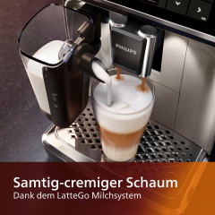 Philips Philips Kaffeevollautomat 5400 Series EP5447/90 LatteGo, 12 Kaffeespezialitaten und 4 Benutzerprofilen chrom/mattschwarz  Полностью автоматическая кофемашина Philips серии 5400 EP5447/90 LatteGo, 12 видов кофе и 4 пользвательских профиля, хром/мат