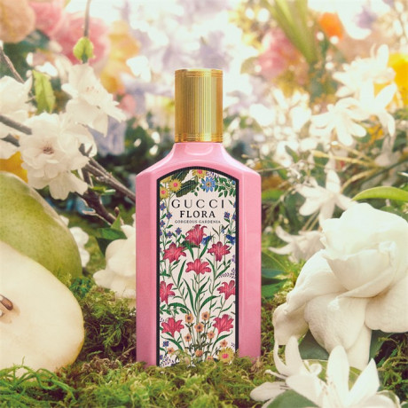 Gucci (Гуччи) Gucci (Гуччи)Gucci Flora Парфюмированная вода-спрей Gorgeous Gardenia 30мл