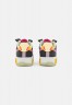 Nike Sportswear AF1 FONTANKA MC Sneaker low off noir/pink prime/summit white/plum fog/dark sulfur/olive aura AF1 FONTANKA MC кроссовки женские низкие Off Noir/Pink Prime/Summit White/Сливовый туман/Темная сера/Оливковая аура