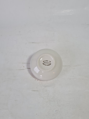 Шкатулка винтажная Bavaria / W.Germany с объемным декором в виде розовой розы, фарфор, 7 х 5 см, Германия, 1960-70гг.