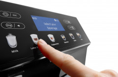 De'Longhi De'Longhi Kaffeevollautomat ECAM 46.860.B Eletta Evo, schwarz, inkl. Pflegeset im Wert von € 31,99 UVP  Полностью автоматическая кофемашина De'Longhi ECAM 46.860.B Eletta Evo, черная, включая набор для ухода, рекомендуемая розничная цена 31,99 е
